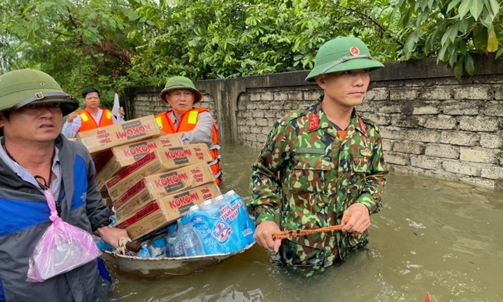 Thủ tướng Chính phủ yêu cầu xuất gạo ngay cho người dân bị ảnh hưởng bởi bão Yagi